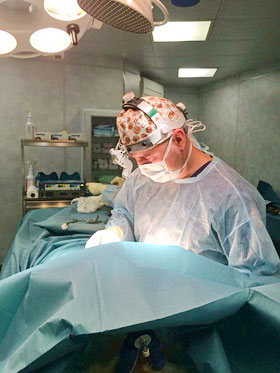пластический хирург фото